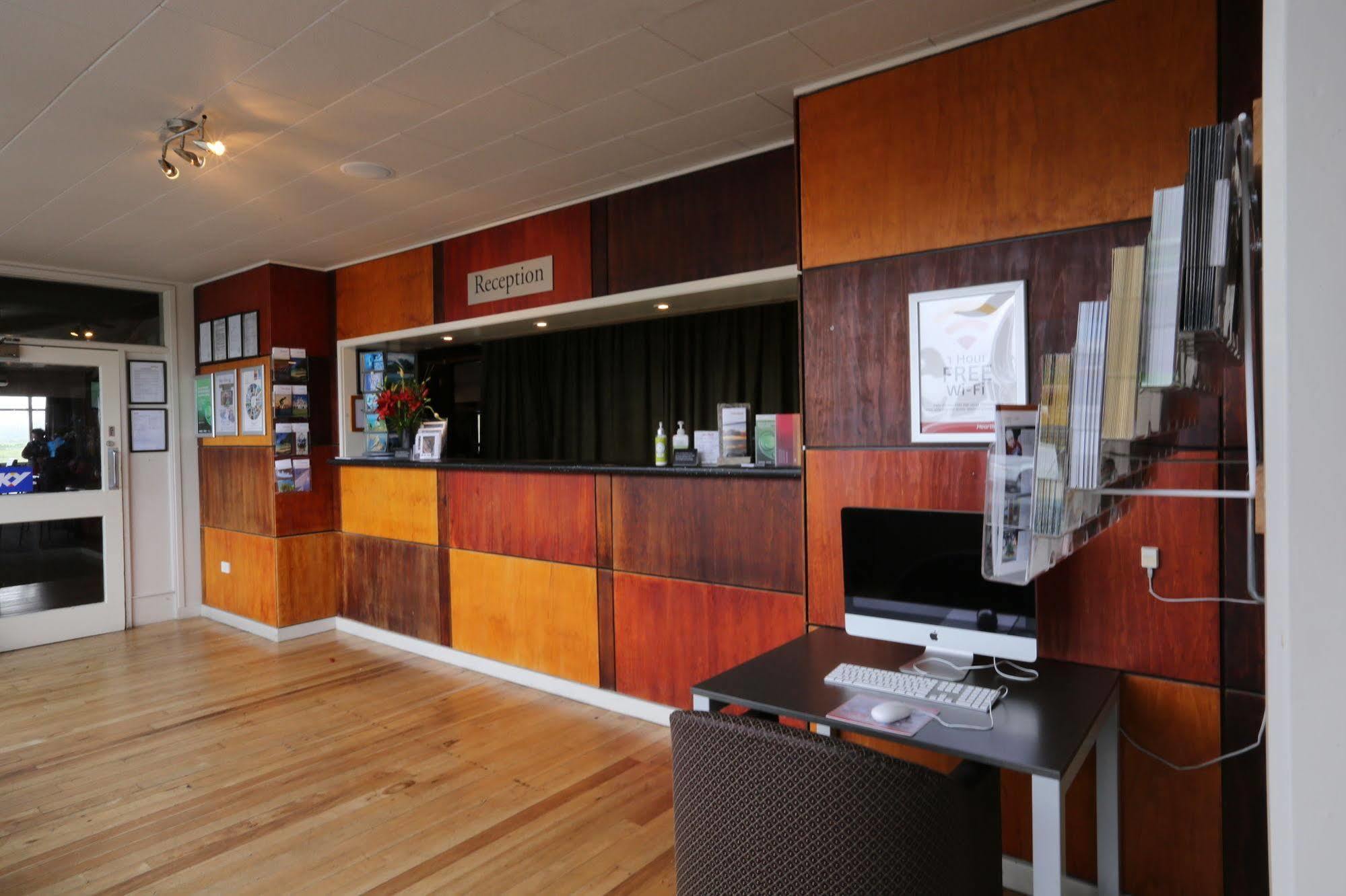 Heartland Hotel Haast Esterno foto