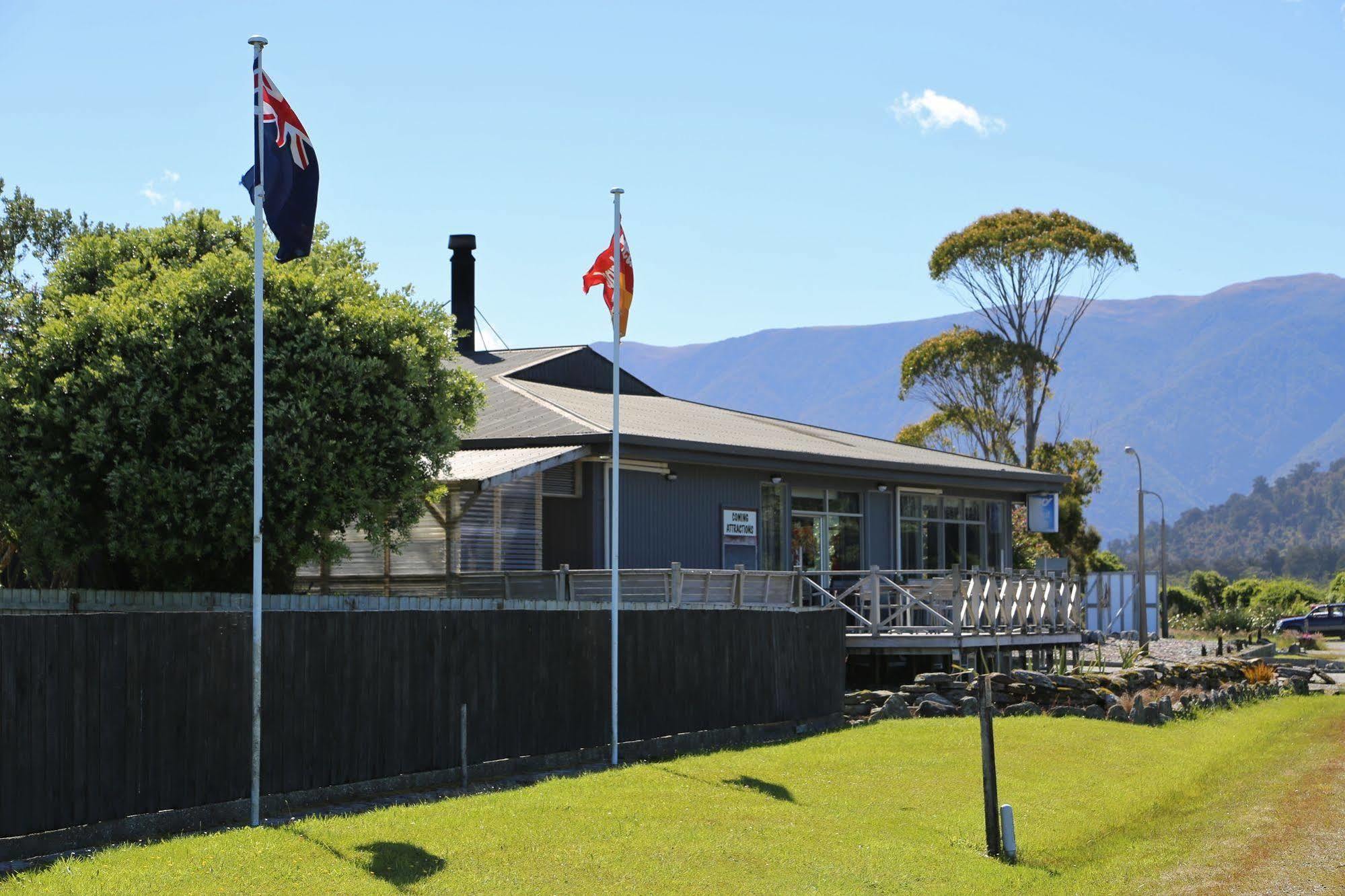 Heartland Hotel Haast Esterno foto